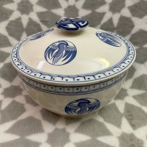 Vintage Asian bowl with lid